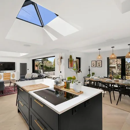 Luxury 5 Bedroom Victorian Home With Hot Tub Blairgowrie and Rattray Exterior photo