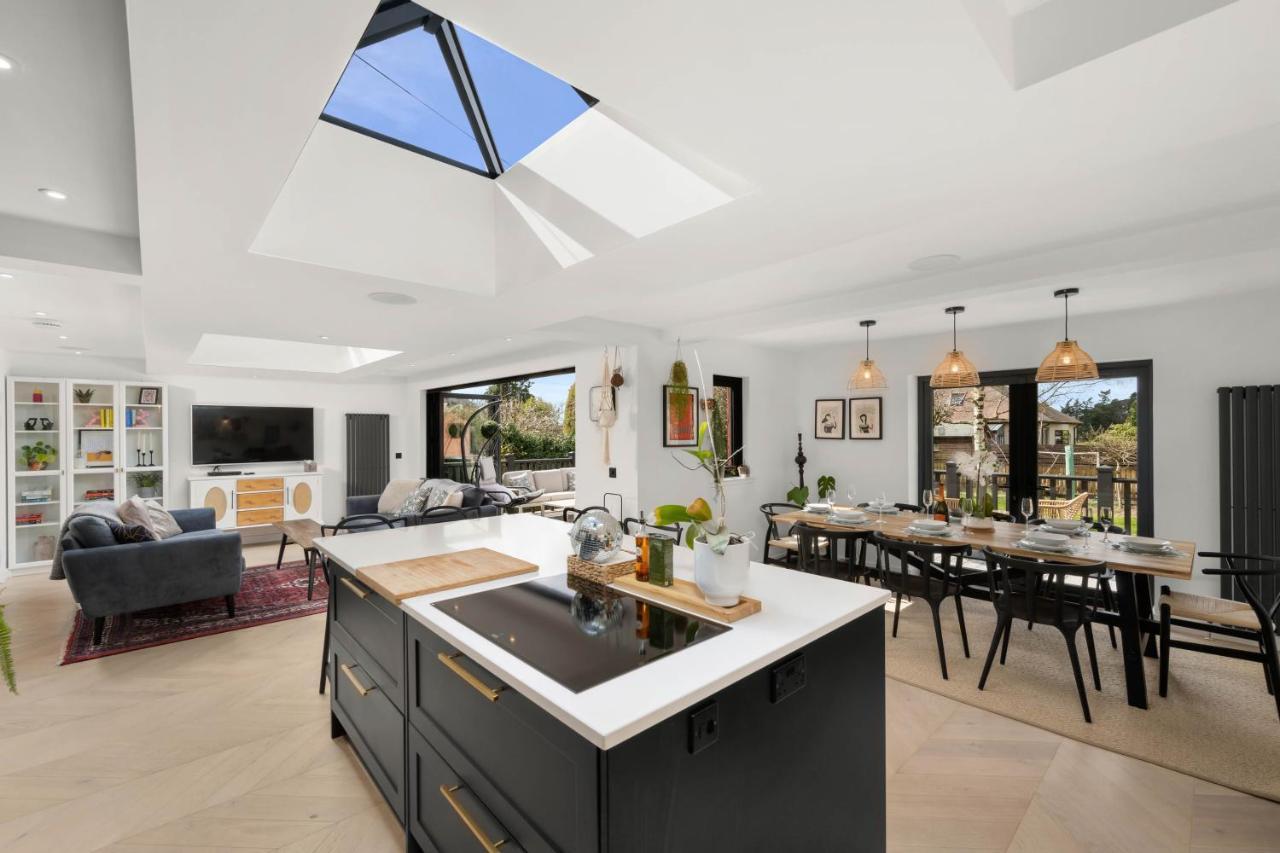 Luxury 5 Bedroom Victorian With Hot Tub Holiday home Blairgowrie and Rattray
