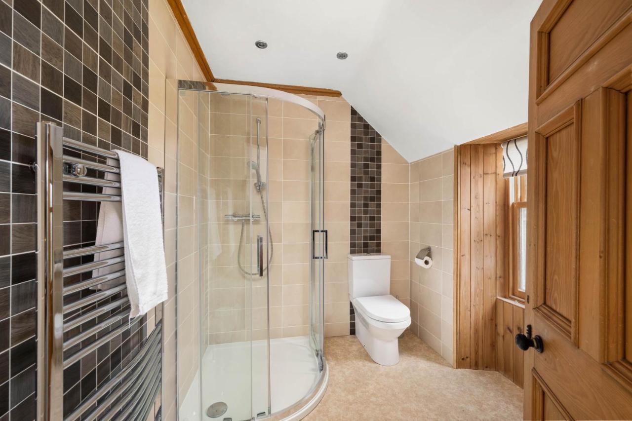 Luxury 5 Bedroom Victorian With Hot Tub Blairgowrie and Rattray